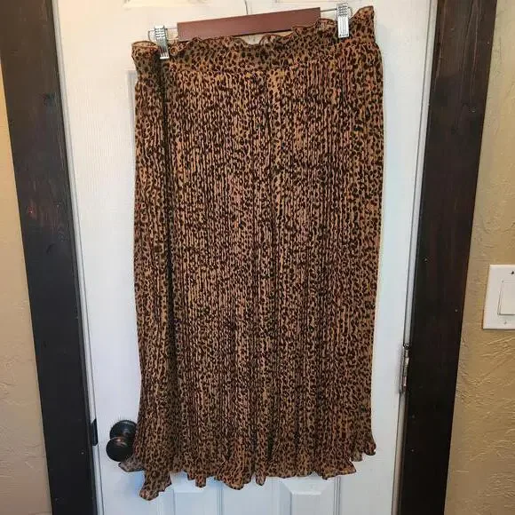 Roolee Pleated Leopard Print Midi Skirt- Size XXL - Picture 3 of 8